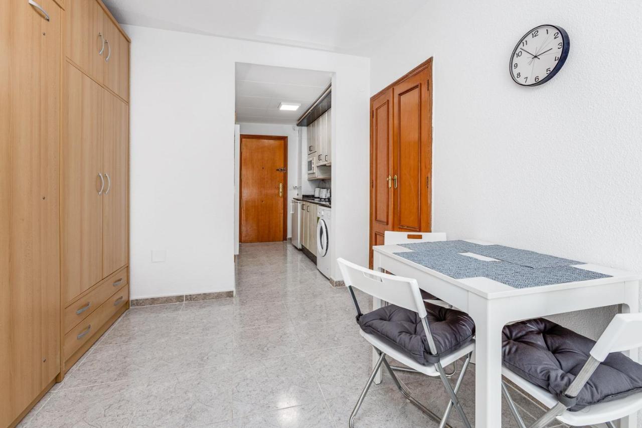 Del Cura-Monserat Lejlighed Torrevieja Eksteriør billede